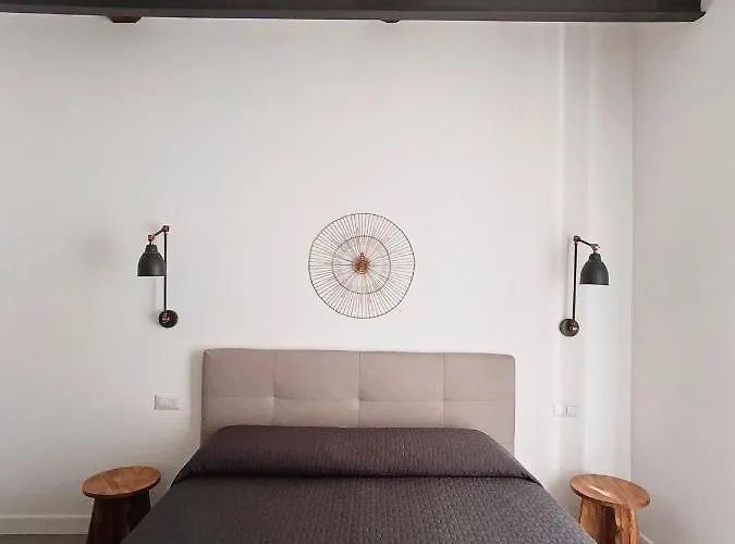 La Tua Casa A Viadelcorso Апартаменты Рим