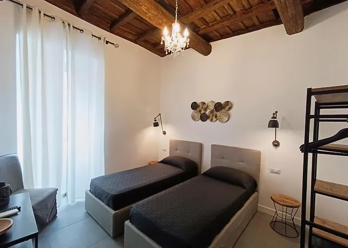 La Tua Casa A Viadelcorso Апартаменты Рим